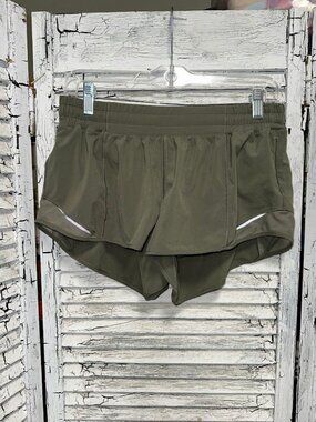 Women's Lululemon Hotty Hot Green Shorts Size 10